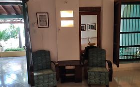 HOTEL NIETO MOMPOX, ubicado en el corazón del centro histórico, frente al rio magdalena en zona de malecón